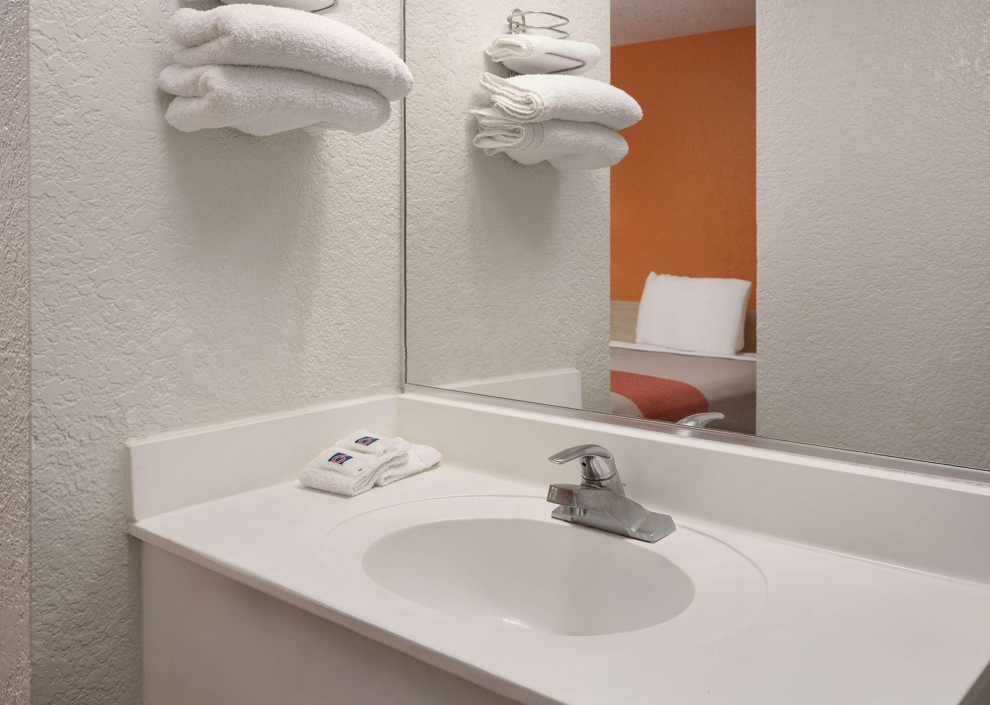 Motel 6-Buena Park, Ca - Knotts Berry Farm - Disneyland Екстериор снимка
