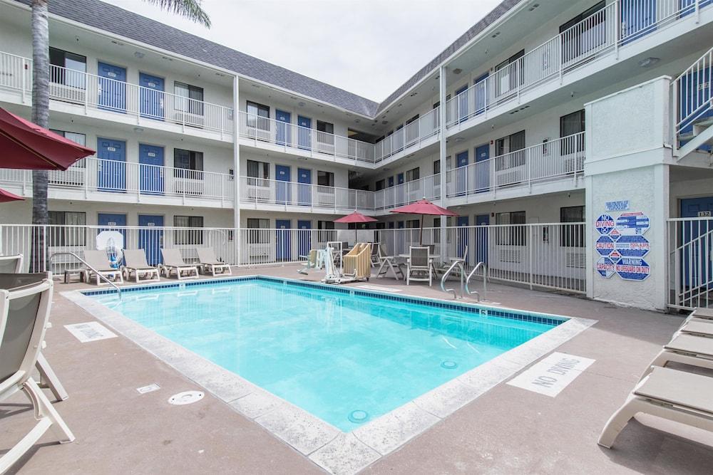 Motel 6-Buena Park, Ca - Knotts Berry Farm - Disneyland Екстериор снимка
