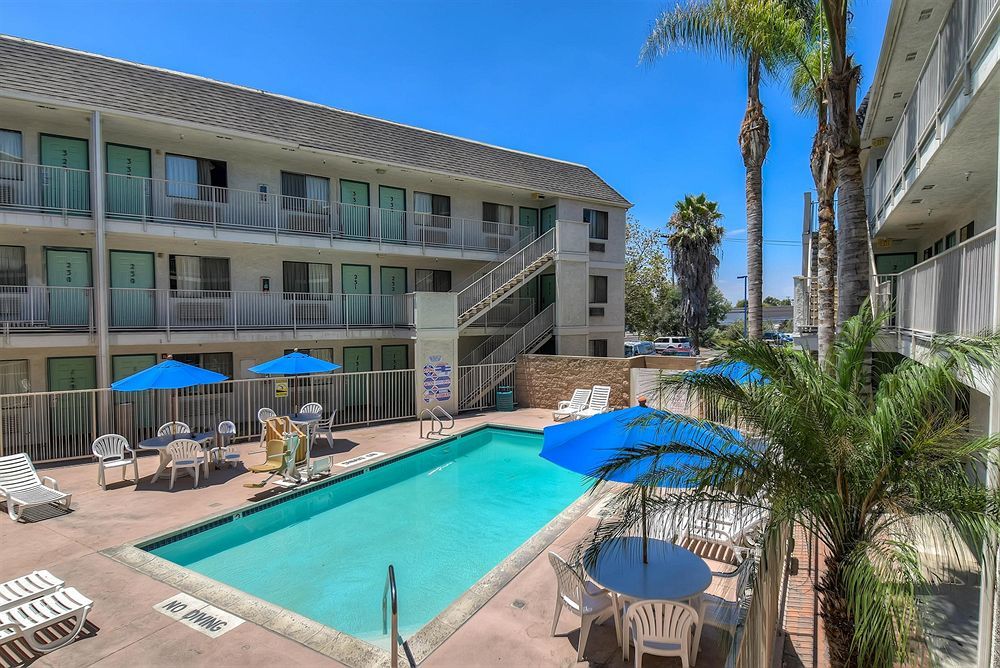 Motel 6-Buena Park, Ca - Knotts Berry Farm - Disneyland Екстериор снимка